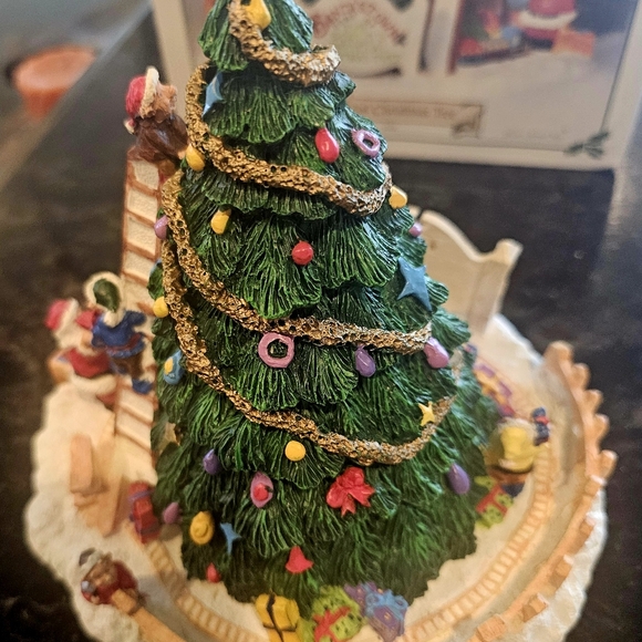 Sold - Picture 5 of 7